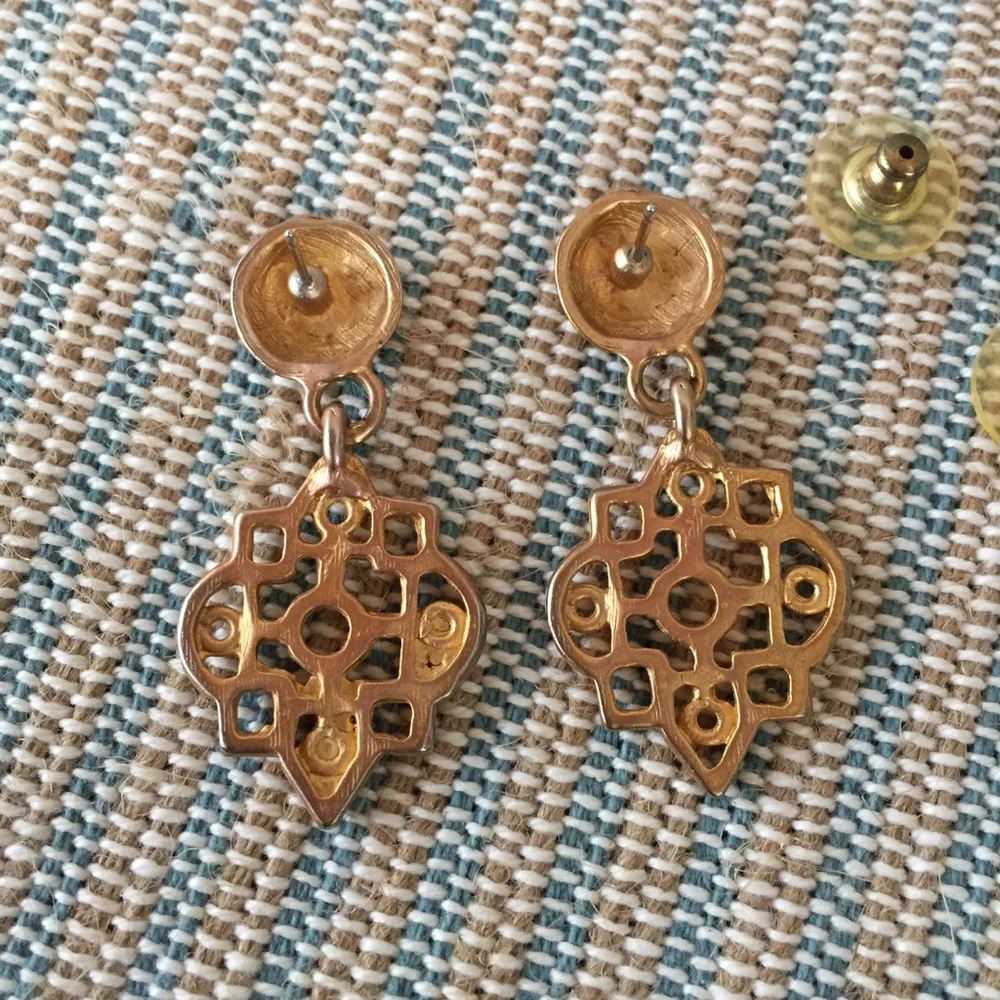 Vintage brushed gold